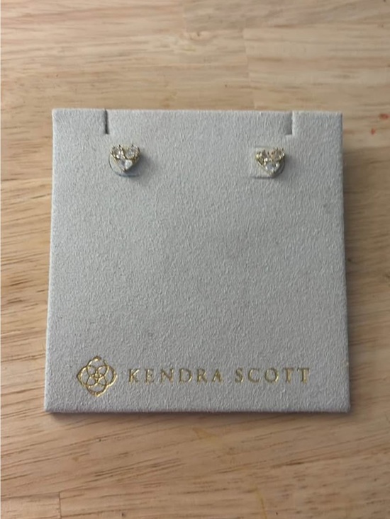 Kendra Scott Jewelry - Kendra Scott Gold Heart Crystal Stud Earrings